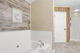 562 Black Creek Dr, Lawrenceville, GA 30044 - Photo 28