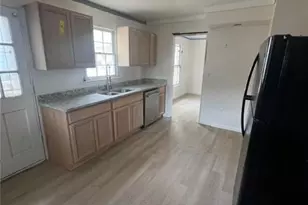 27 Kelso At Peyton Dr SW, Atlanta, GA 30311 - Photo 6