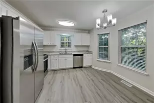4244 Akins Ridge Ln, Powder Springs, GA 30127 - Photo 4