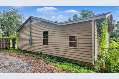 945 S Hairston Road, Stone Mountain, GA 30088 - Photo 8