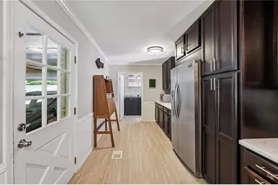1075 Wesley Park Drive SW, Marietta, GA 30064 - Photo 16