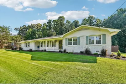 1075 Wesley Park Drive SW, Marietta, GA 30064 - Photo 2