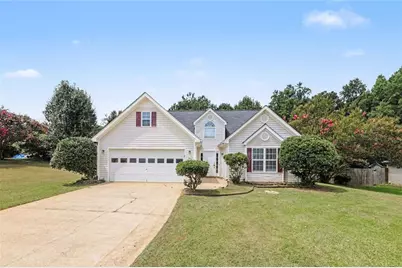 110 McIntosh Estates Drive, Sharpsburg, GA 30277 - Photo 1