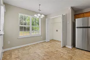 110 McIntosh Estates Dr, Sharpsburg, GA 30277 - Photo 6