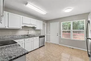 1476 Chaseway Cir, Powder Springs, GA 30127 - Photo 6