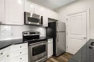 325 E Paces Ferry Road NE, Atlanta, GA 30305 - Photo 10