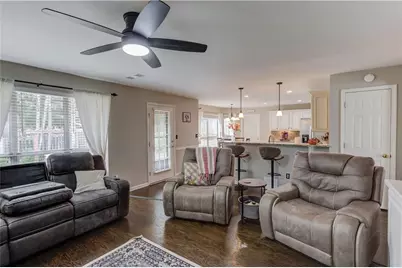 2552 Crofton Court, Suwanee, GA 30024 - Photo 8