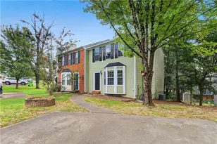 1517 Cedar Bluff Trail, Marietta, GA 30062 - Photo 2