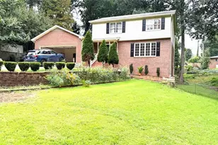 574 Hickory Hills Ct, Stone Mountain, GA 30083 - Photo 36