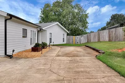 5640 Raintree Trce, Oakwood, GA 30566 - Photo 4