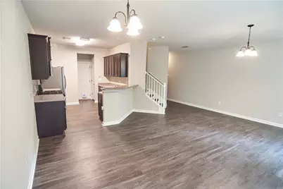 177 Townview Drive, Woodstock, GA 30189 - Photo 8
