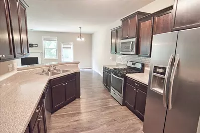 177 Townview Drive, Woodstock, GA 30189 - Photo 6