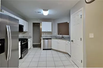 1517 Galewood Circle, Marietta, GA 30062 - Photo 4