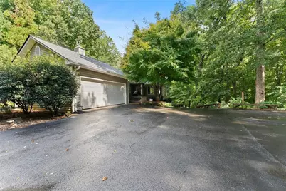 731 Hidden Lakes Trail, Jefferson, GA 30549 - Photo 4