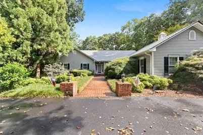 731 Hidden Lakes Trail, Jefferson, GA 30549 - Photo 2