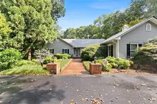 731 Hidden Lakes Trail, Jefferson, GA 30549 - Photo 2