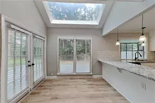 1947 Hunters Bend Ct, Marietta, GA 30062 - Photo 6