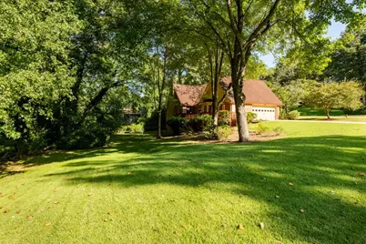 1126 Timothy Terrace, Tucker, GA 30084 - Photo 4