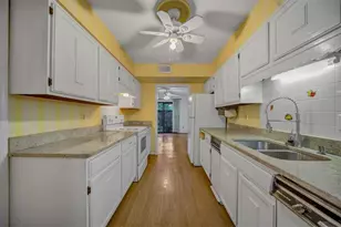 46 Forrest Pl, Sandy Springs, GA 30328 - Photo 10