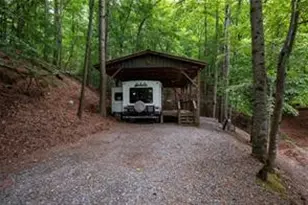 133 31st St, Ellijay, GA 30540 - Photo 2