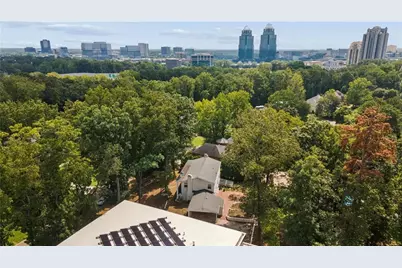 800 Glenairy Drive, Atlanta, GA 30328 - Photo 32