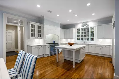 4777 Riverview Road, Sandy Springs, GA 30327 - Photo 8