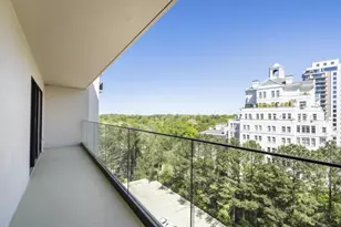 2460 Peachtree Road NE, Atlanta, GA 30305 - Photo 16