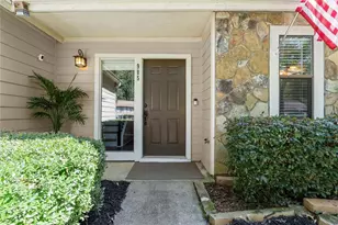 905 Laurel Mill Dr, Roswell, GA 30076 - Photo 2