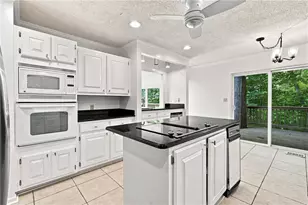 715 Lake Top Way, Roswell, GA 30076 - Photo 10