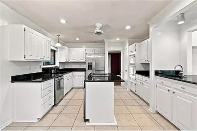715 Lake Top Way, Roswell, GA 30076 - Photo 4