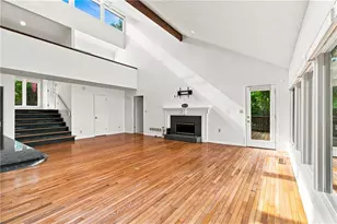 715 Lake Top Way, Roswell, GA 30076 - Photo 2