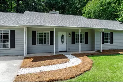 1599 Jockey Court, Auburn, GA 30011 - Photo 2