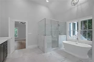 1886 Timothy Dr NE, Atlanta, GA 30329 - Photo 54