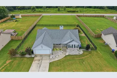 953 Jefferson Walk Circle, Jefferson, GA 30549 - Photo 2