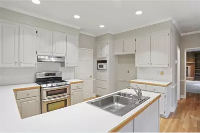 1090 Applecross Drive, Roswell, GA 30075 - Photo 18