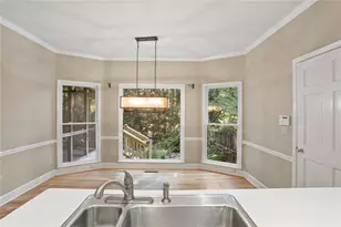 1090 Applecross Dr, Roswell, GA 30075 - Photo 14