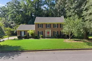 2575 Fairview Ln, Jonesboro, GA 30236 - Photo 2