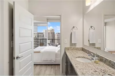 1080 Peachtree Street NE #2201, Atlanta, GA 30309 - Photo 22