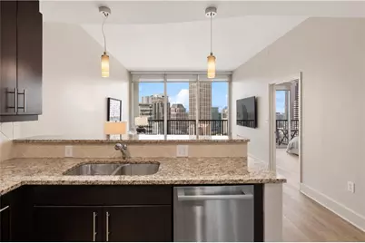 1080 Peachtree Street NE #2201, Atlanta, GA 30309 - Photo 6