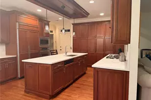 125 Claridge Dr, Atlanta, GA 30342 - Photo 4