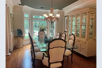 125 Claridge Drive, Atlanta, GA 30342 - Photo 8