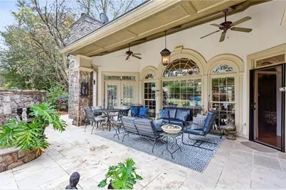 125 Claridge Drive, Atlanta, GA 30342 - Photo 32