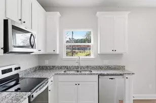 59 Wright St, Lavonia, GA 30553 - Photo 8