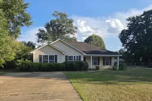 107 Tallulah Ln, Leesburg, GA 31763 - Photo 1