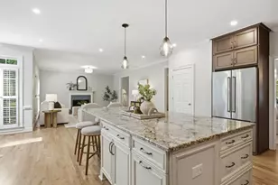 952 Hawkhorn Ct, Alpharetta, GA 30005 - Photo 10