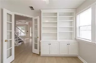 3431 Chastain Glen Ln NE, Marietta, GA 30066 - Photo 10