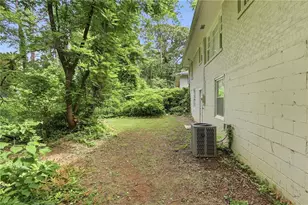 1865 S Columbia Pl, Decatur, GA 30032 - Photo 22