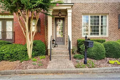 10755 Arlington Point, Johns Creek, GA 30022 - Photo 2