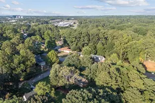 447 Summerville Dr NW, Lawrenceville, GA 30046 - Photo 32