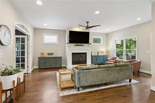 2241 Harry Brooks Dr N W, Atlanta, GA 30318 - Photo 2